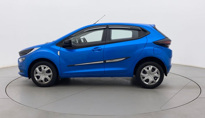2022 Tata ALTROZ XT DIESEL, Diesel, Manual, 37,737 km, Left Side