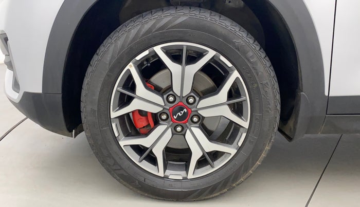 2022 KIA SELTOS GTX PLUS AT 1.5 DIESEL, Diesel, Automatic, 42,454 km, Left Front Wheel