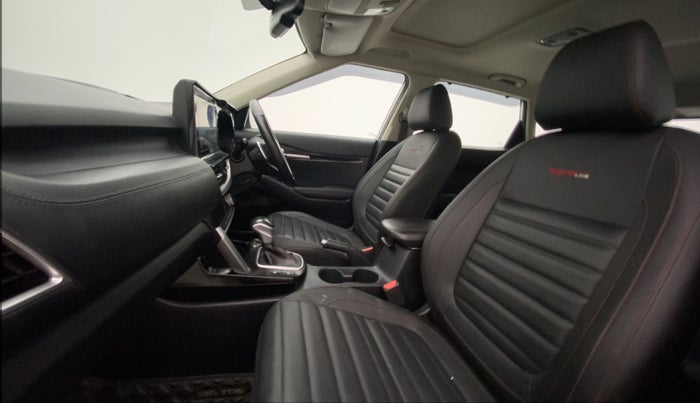 2022 KIA SELTOS GTX PLUS AT 1.5 DIESEL, Diesel, Automatic, 42,454 km, Right Side Front Door Cabin
