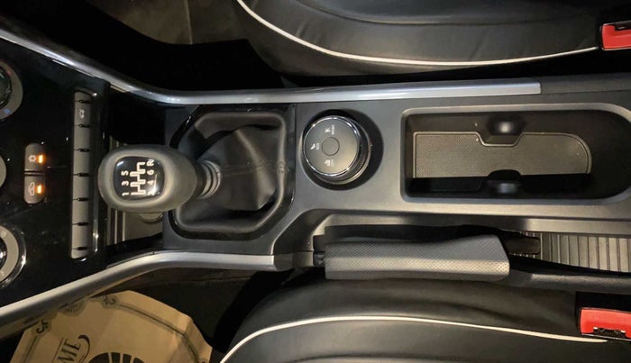 2022 Tata NEXON XM PETROL, Petrol, Manual, 7,895 km, Gear Lever