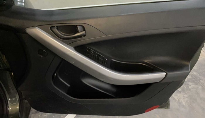 2022 Tata NEXON XM PETROL, Petrol, Manual, 7,895 km, Driver Side Door Panels Control
