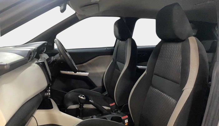 2022 Nissan MAGNITE XE, Petrol, Manual, 15,704 km, Right Side Front Door Cabin
