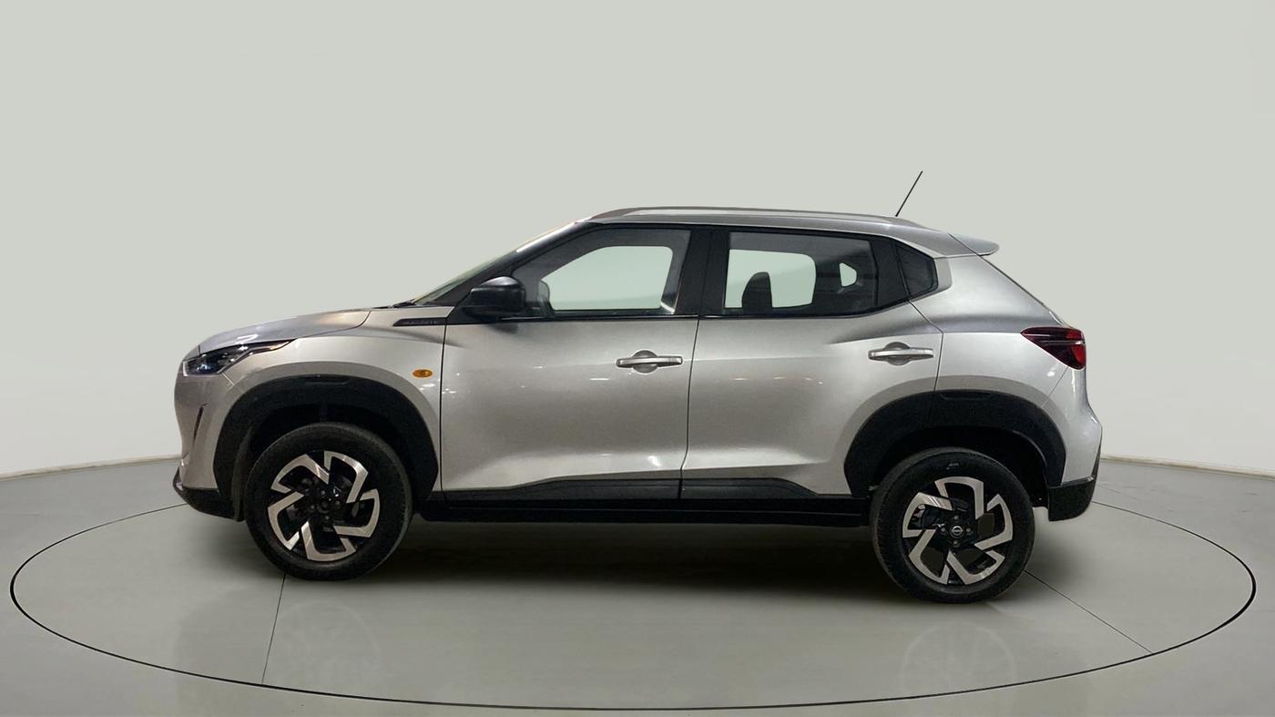 2022 Nissan MAGNITE XE, Petrol, Manual, 15,704 km, Left Side