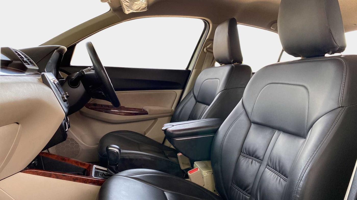 2019 Maruti Dzire VXI AMT, Petrol, Automatic, 56,964 km, Right Side Front Door Cabin