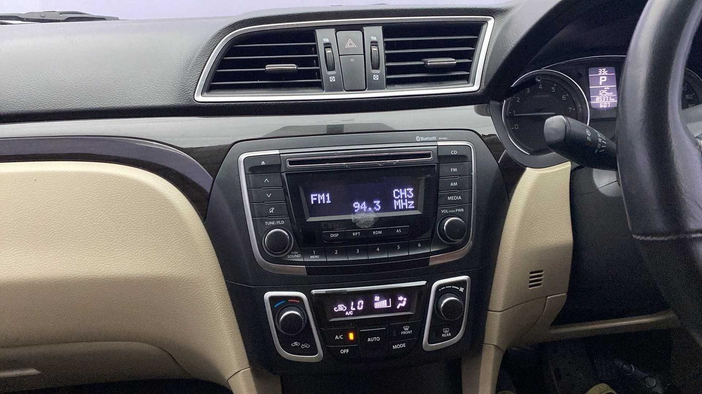 2017 Maruti Ciaz ZETA 1.4  AT PETROL, Petrol, Automatic, 85,351 km, Air Conditioner