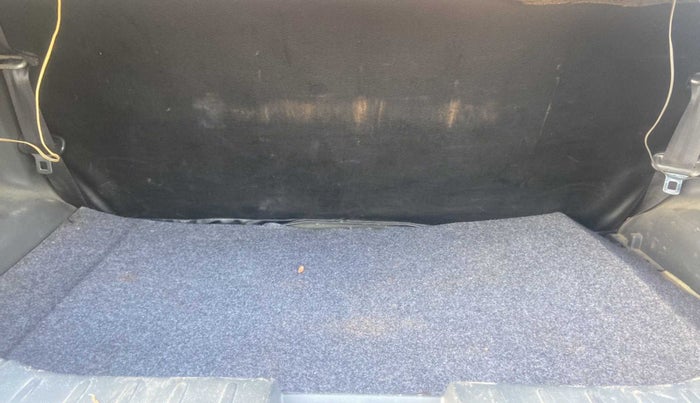 2016 Maruti Alto 800 LXI, Petrol, Manual, 89,004 km, Boot Inside