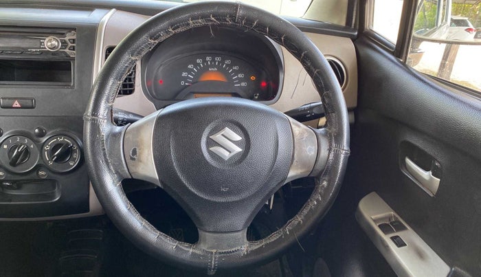 2014 Maruti Wagon R 1.0 LXI, CNG, Manual, 1,15,483 km, Steering Wheel Close Up
