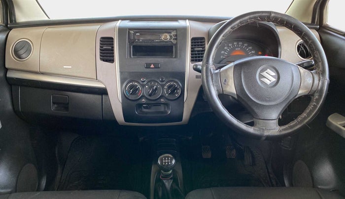 2014 Maruti Wagon R 1.0 LXI, CNG, Manual, 1,15,483 km, Dashboard