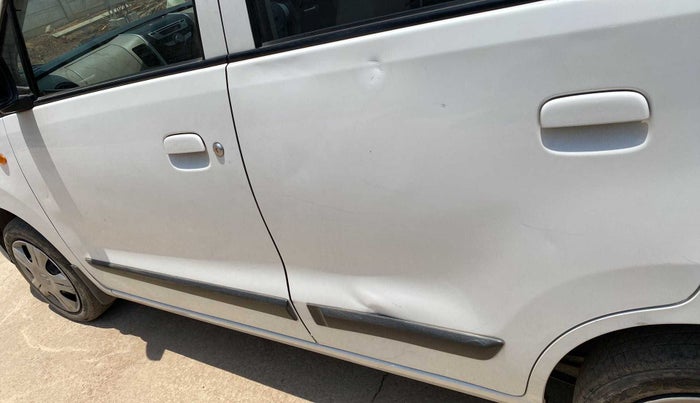 2016 Maruti Wagon R 1.0 VXI, Petrol, Manual, 40,339 km, Rear left door - Slightly dented