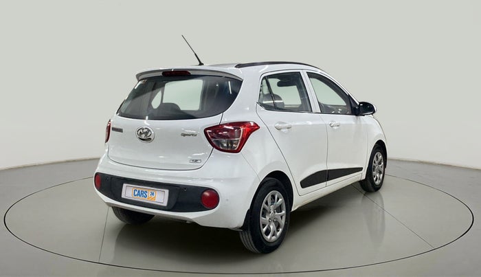 2019 Hyundai Grand i10 SPORTZ 1.2 KAPPA VTVT, Petrol, Manual, 42,806 km, Right Back Diagonal
