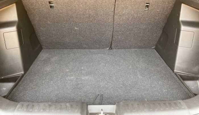 2023 Maruti BREZZA ZXI SMART HYBRID , CNG, Manual, 12,891 km, Boot Inside