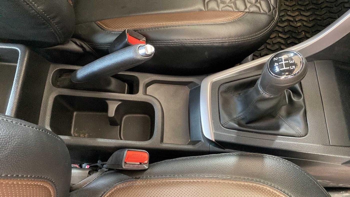2023 Maruti BREZZA ZXI SMART HYBRID , CNG, Manual, 12,891 km, Gear Lever