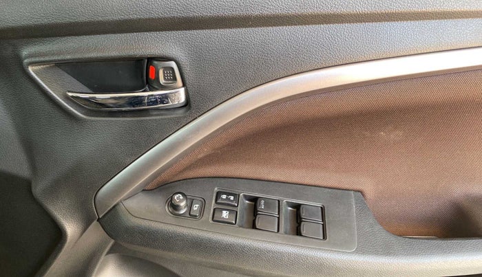 2023 Maruti BREZZA ZXI SMART HYBRID , CNG, Manual, 12,891 km, Driver Side Door Panels Control