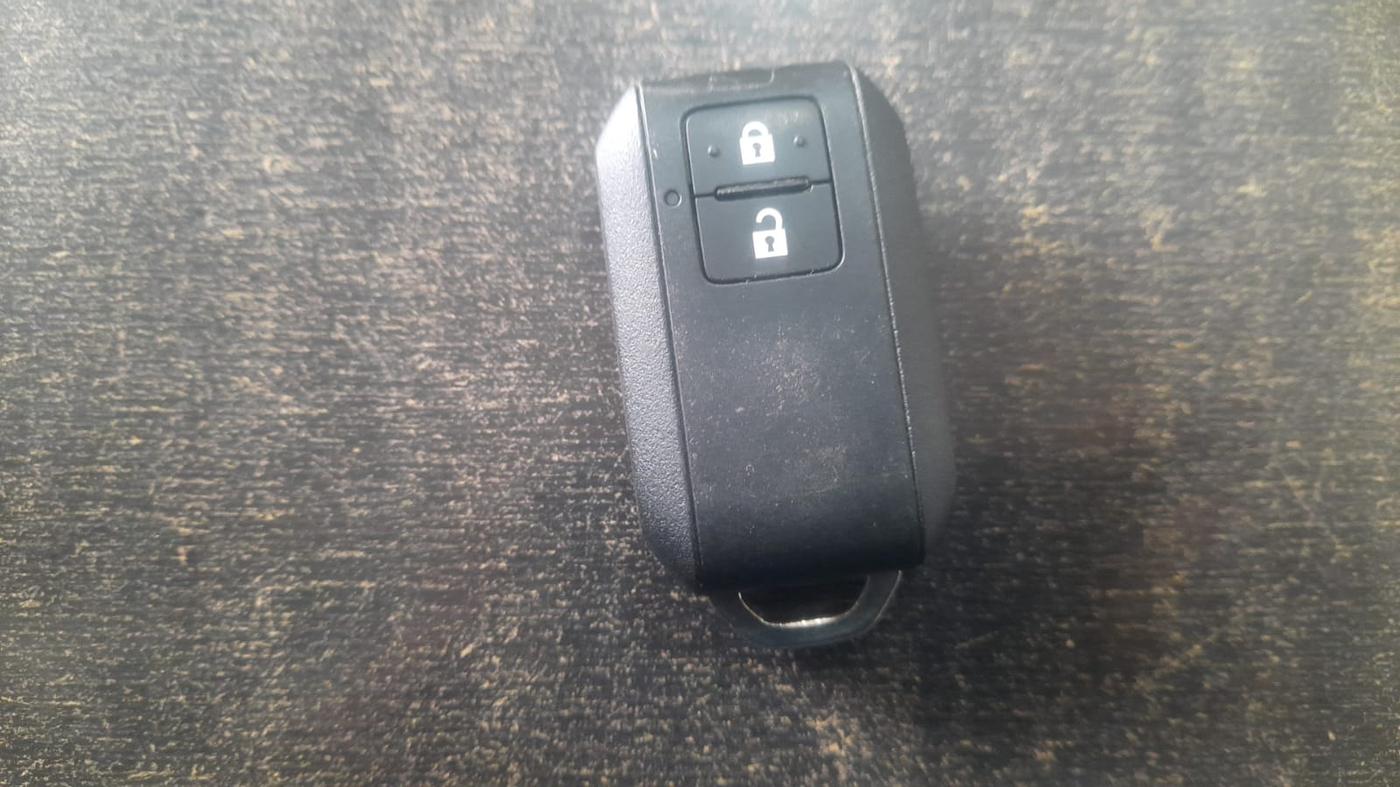 2023 Maruti BREZZA ZXI SMART HYBRID , CNG, Manual, 12,891 km, Key Close Up