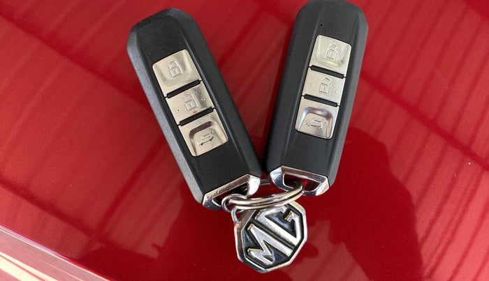 2020 MG HECTOR SHARP 1.5 DCT PETROL, Petrol, Automatic, 21,569 km, Key Close Up