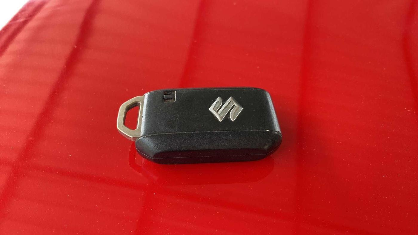 2018 Maruti Swift ZXI PLUS, Petrol, Manual, 77,158 km, Key Close Up