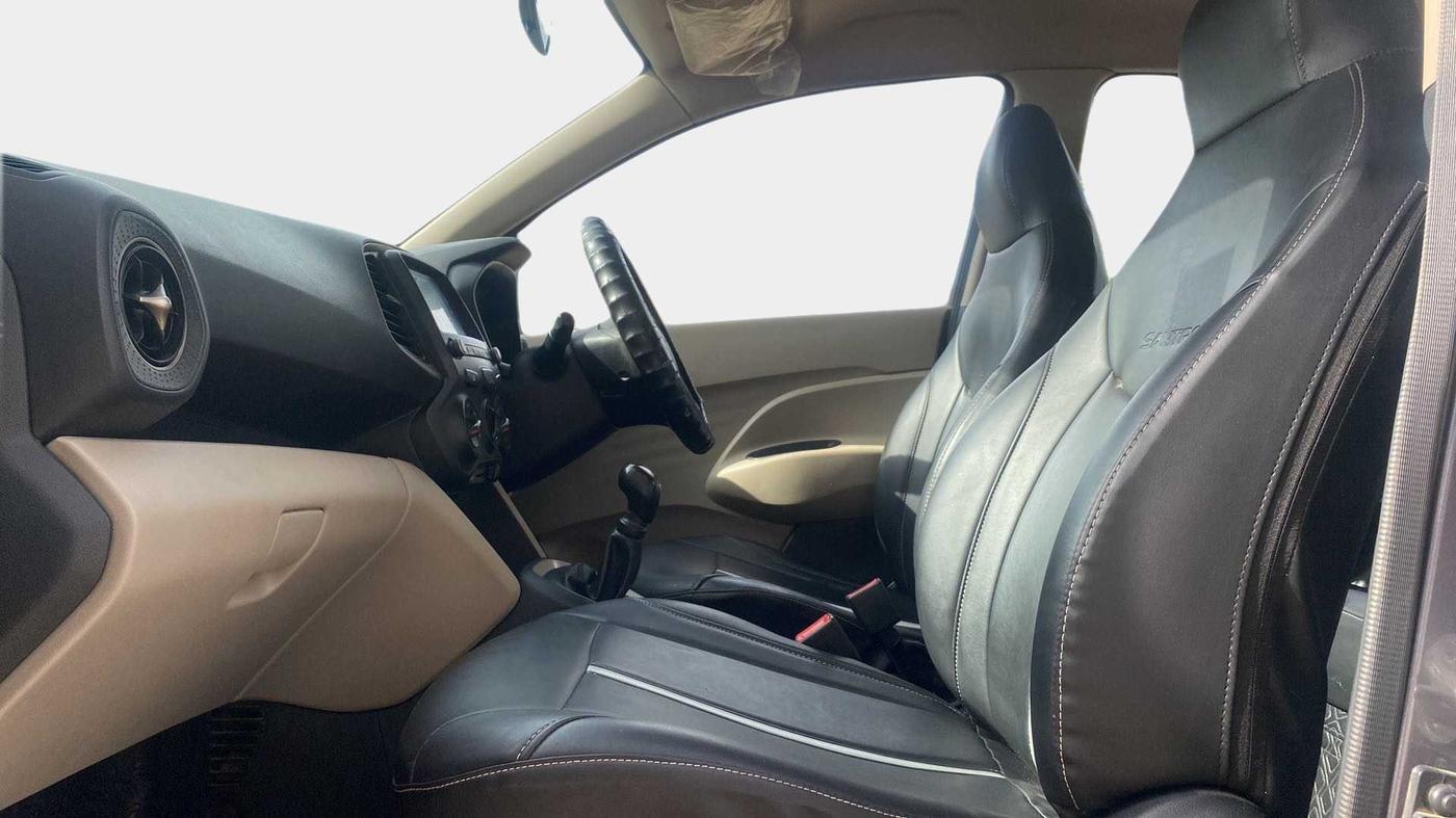 2019 Hyundai NEW SANTRO SPORTZ MT, Petrol, Manual, 68,216 km, Right Side Front Door Cabin