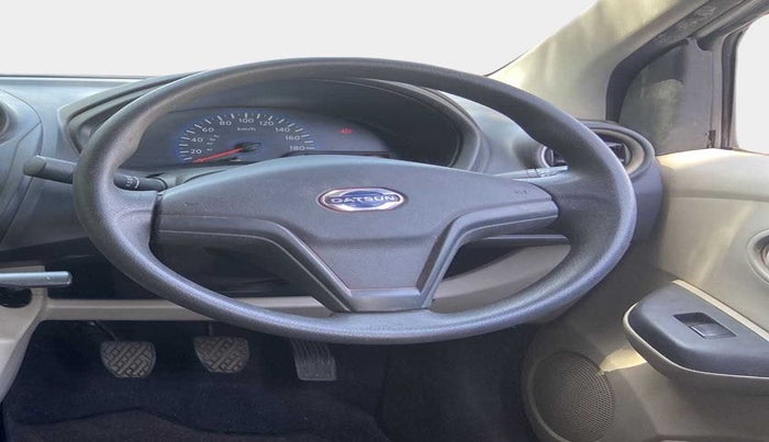 2016 Datsun Go Plus T, Petrol, Manual, 51,199 km, Steering Wheel Close Up