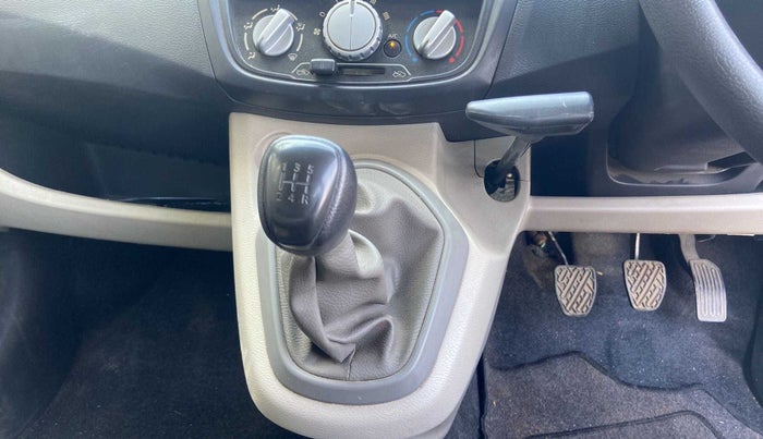 2016 Datsun Go Plus T, Petrol, Manual, 51,199 km, Gear Lever