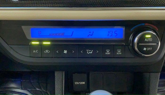 2015 Toyota Corolla Altis VL CVT PETROL, Petrol, Automatic, 61,144 km, Automatic Climate Control