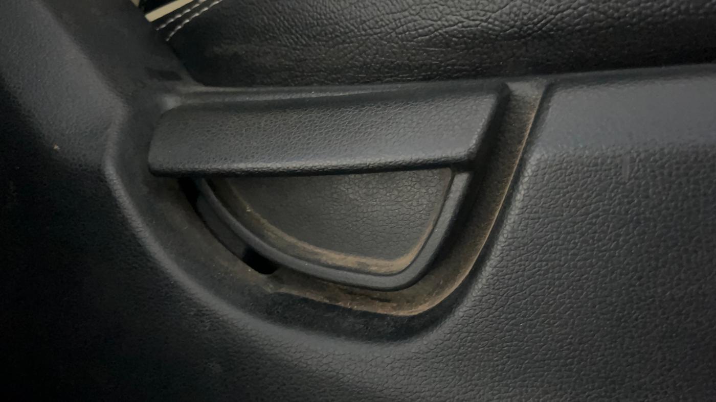2018 Hyundai NEW SANTRO SPORTZ MT, Petrol, Manual, 76,162 km, Driver Side Adjustment Panel