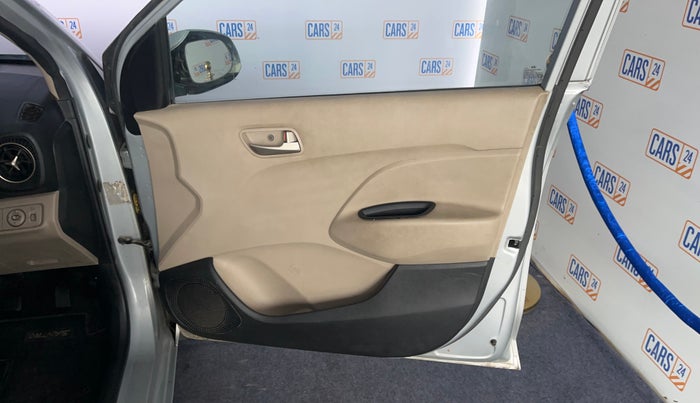 2019 Hyundai NEW SANTRO SPORTZ AMT, Petrol, Automatic, 76,146 km, Driver Side Door Panels Control