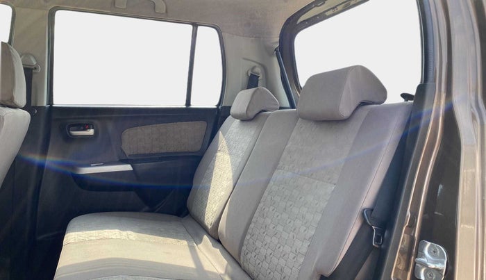 2013 Maruti Wagon R 1.0 VXI, Petrol, Manual, 69,977 km, Right Side Rear Door Cabin