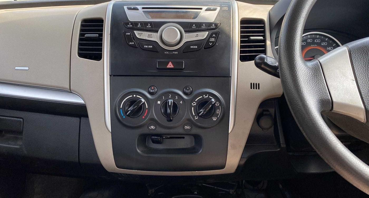 2013 Maruti Wagon R 1.0 VXI, Petrol, Manual, 69,977 km, Air Conditioner