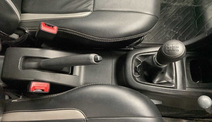 2017 Maruti Swift LXI (O), Petrol, Manual, 44,685 km, Gear Lever