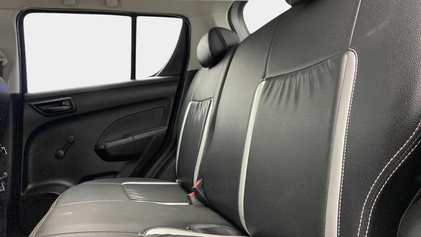 2017 Maruti Swift LXI (O), Petrol, Manual, 44,685 km, Right Side Rear Door Cabin