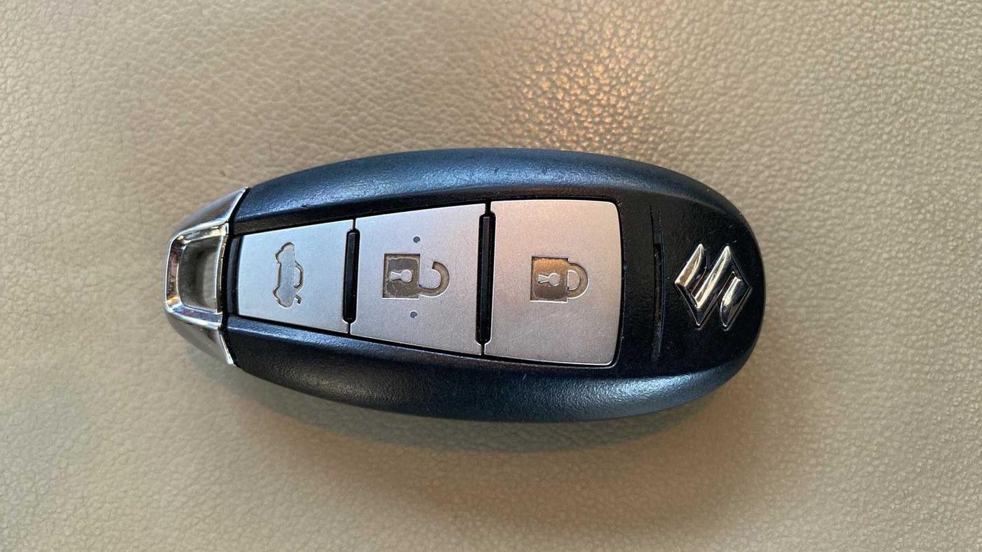 2021 Maruti Ciaz ALPHA 1.5 SHVS PETROL, Petrol, Manual, 45,342 km, Key Close Up