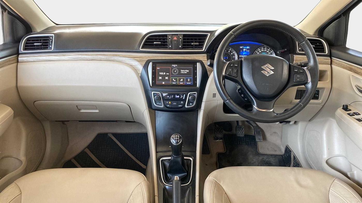 2021 Maruti Ciaz ALPHA 1.5 SHVS PETROL, Petrol, Manual, 45,342 km, Dashboard
