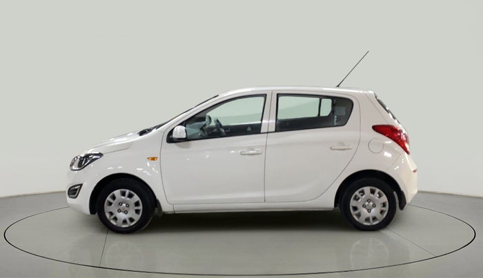 2013 Hyundai i20 MAGNA 1.2, Petrol, Manual, 32,553 km, Left Side