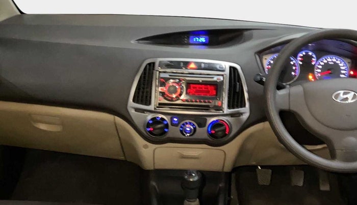 2013 Hyundai i20 MAGNA 1.2, Petrol, Manual, 32,553 km, Air Conditioner