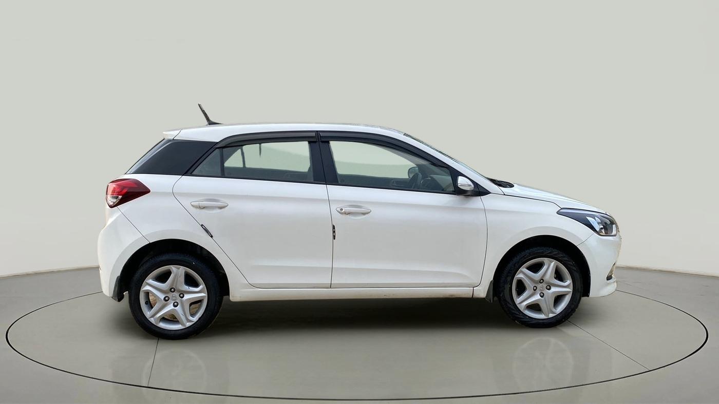 2017 Hyundai Elite i20 ASTA 1.2, Petrol, Manual, 31,141 km, Right Side View