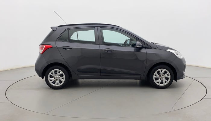 2019 Hyundai Grand i10 SPORTZ 1.2 KAPPA VTVT, Petrol, Manual, 23,424 km, Right Side View