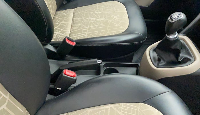 2019 Hyundai Grand i10 SPORTZ 1.2 KAPPA VTVT, Petrol, Manual, 23,424 km, Gear Lever