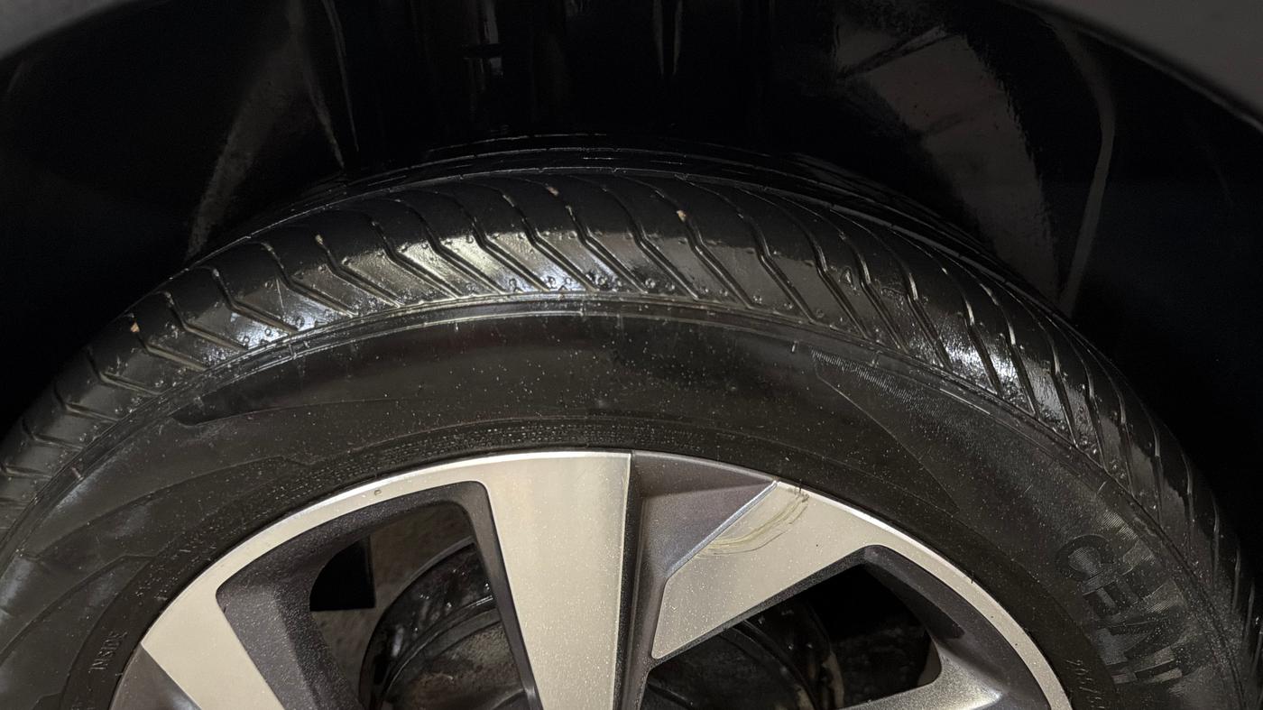2021 Volkswagen TAIGUN TOPLINE 1.0 TSI AT, Petrol, Automatic, 87,210 km, Right Rear Tyre Tread
