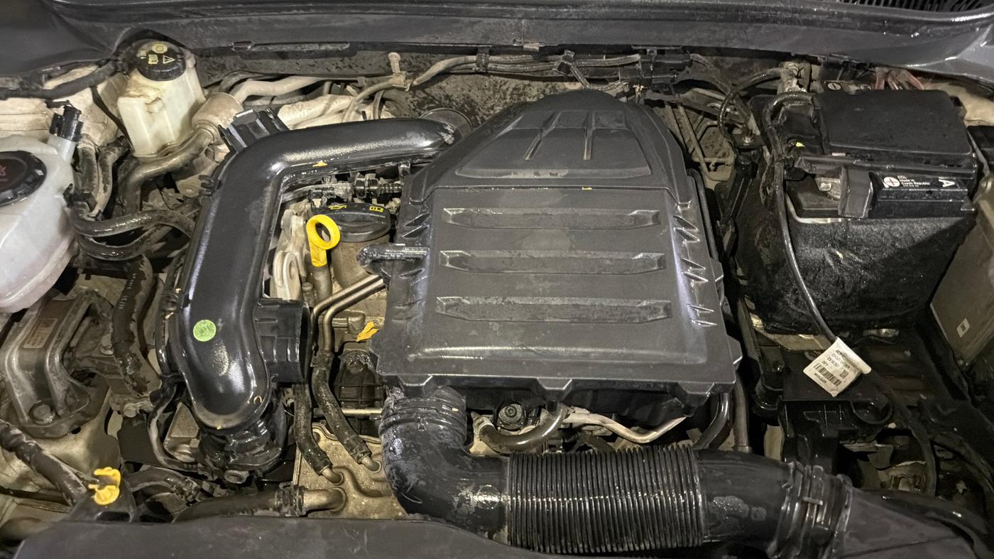 2021 Volkswagen TAIGUN TOPLINE 1.0 TSI AT, Petrol, Automatic, 87,210 km, Engine View