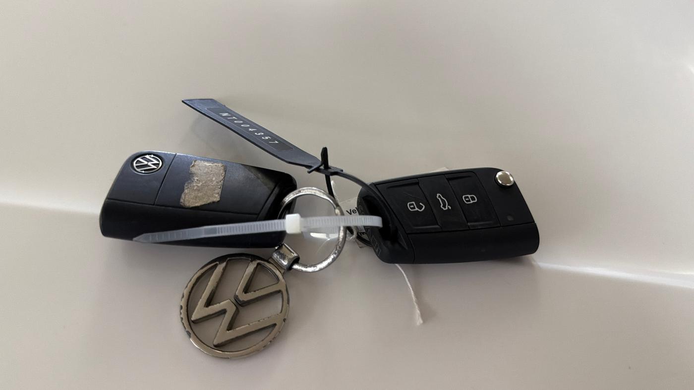 2021 Volkswagen TAIGUN TOPLINE 1.0 TSI AT, Petrol, Automatic, 87,210 km, Key Close Up