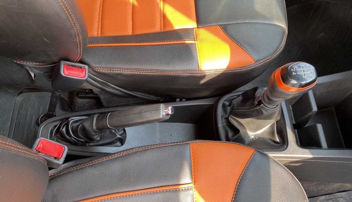 2021 Renault Kwid CLIMBER 1.0 (O), Petrol, Manual, 16,113 km, Gear Lever