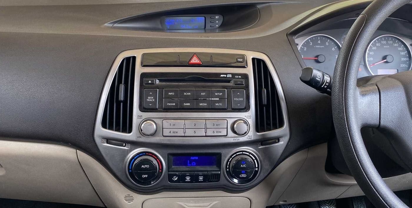 2013 Hyundai i20 MAGNA 1.2, Petrol, Manual, 59,232 km, Air Conditioner