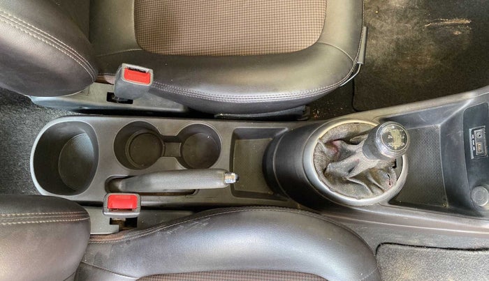 2013 Hyundai i20 MAGNA 1.2, Petrol, Manual, 59,232 km, Gear Lever