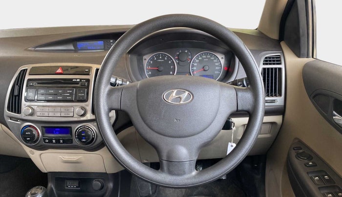 2013 Hyundai i20 MAGNA 1.2, Petrol, Manual, 59,232 km, Steering Wheel Close Up