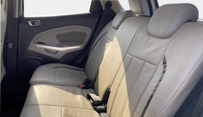 2015 Ford Ecosport TREND+ 1.5L DIESEL, Diesel, Manual, 76,976 km, Right Side Rear Door Cabin