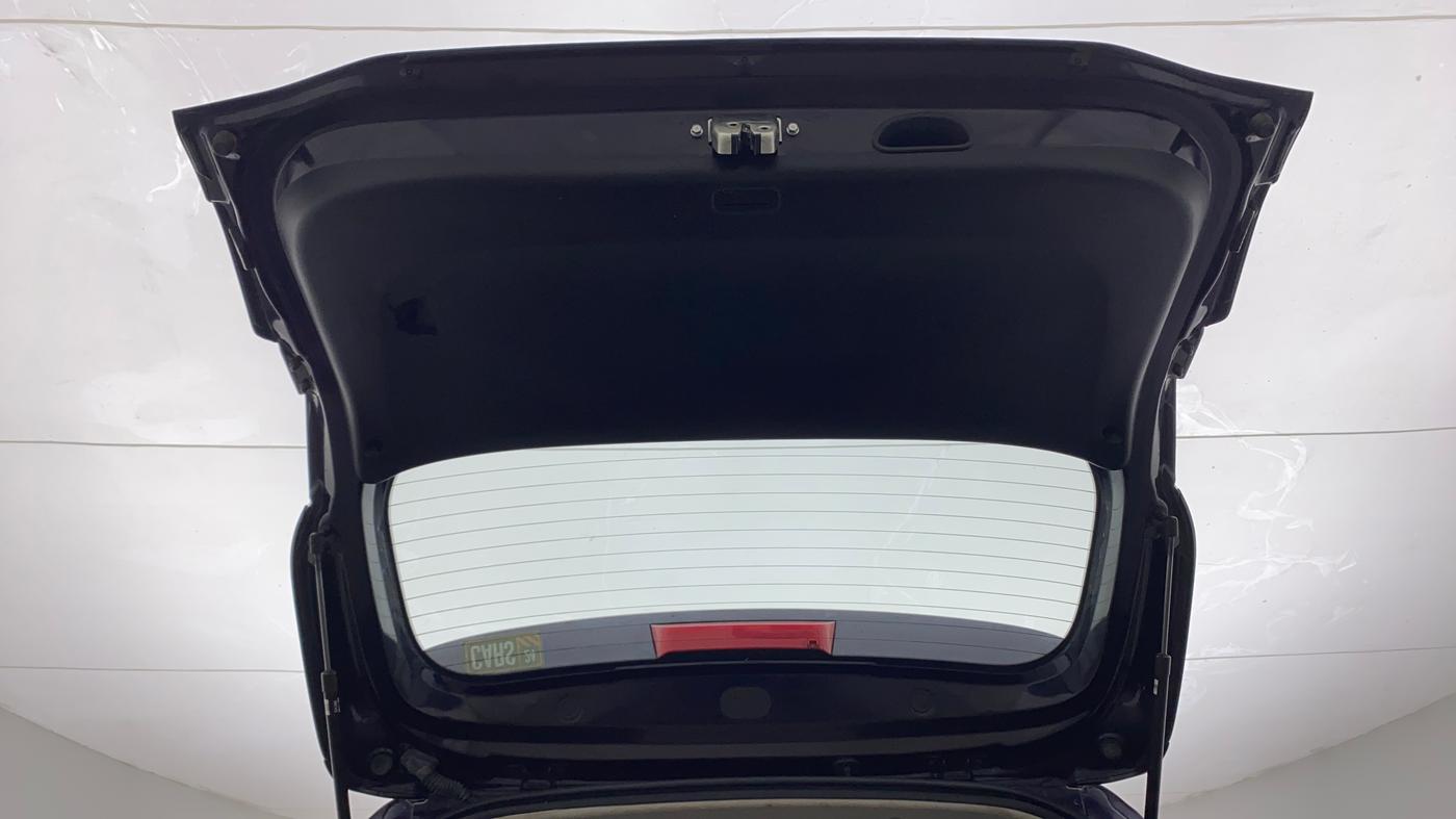 2022 KIA CARENS LUXURY PLUS 1.4 PETROL 6 STR, Petrol, Manual, 12,669 km, Boot Door Open