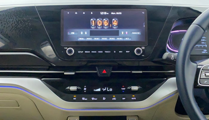 2022 KIA CARENS LUXURY PLUS 1.4 PETROL 6 STR, Petrol, Manual, 12,669 km, Air Conditioner