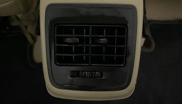 2022 Maruti Dzire VXI CNG, CNG, Manual, 39,661 km, Rear AC Vents