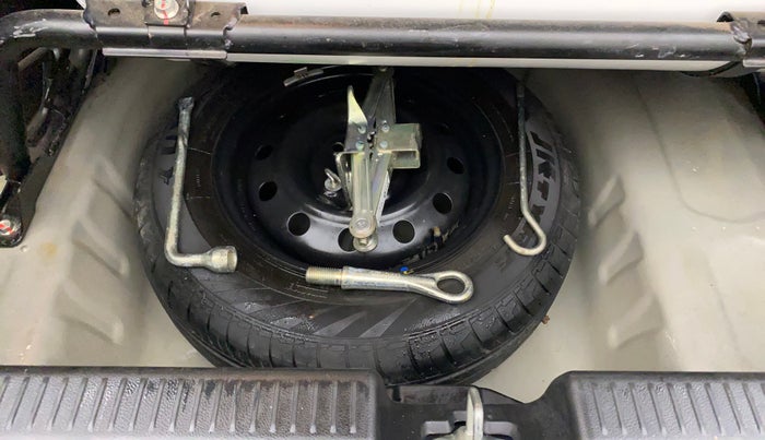 2022 Maruti Dzire VXI CNG, CNG, Manual, 39,661 km, Spare Tyre