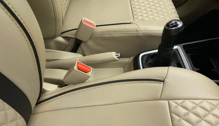 2022 Maruti Dzire VXI CNG, CNG, Manual, 39,661 km, Gear Lever